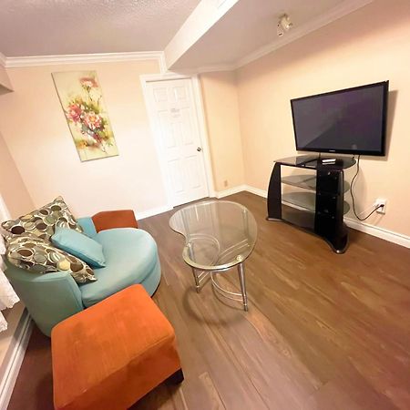Private Suite With Private Entrance King Bed Richmond Extérieur photo