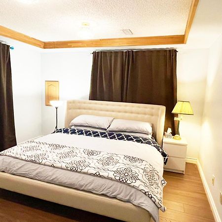 Private Suite With Private Entrance King Bed Richmond Extérieur photo
